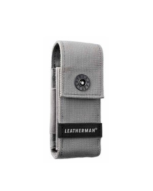 Nylon skede m. lommer. Medium